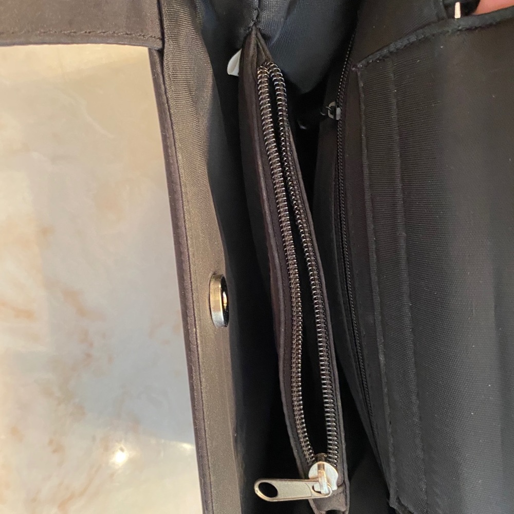 Handbag - Picture 3 of 3